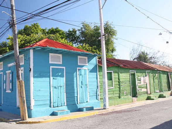Antilles : Martinique, Guadeloupe, St Kitts, Tortola, Rép. Dominicaine 