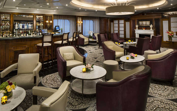 Bateau Azamara Journey