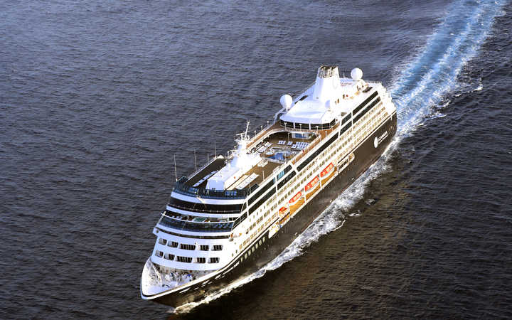 Bateau Azamara Quest
