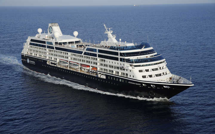 Bateau Azamara Quest