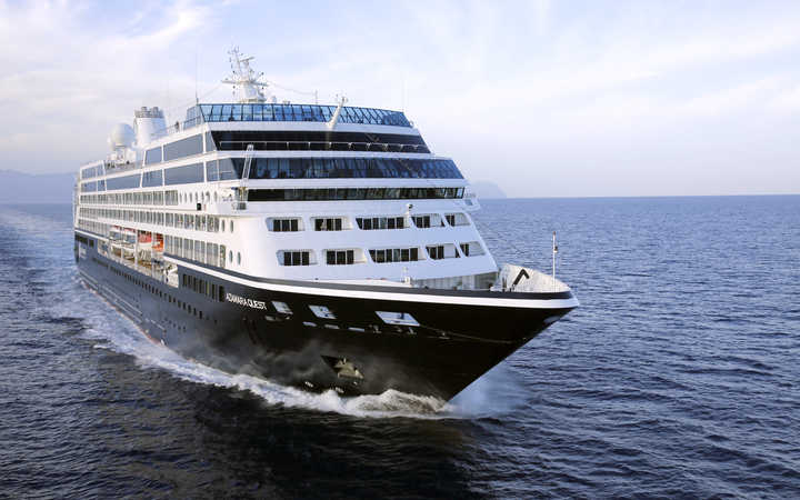Bateau Azamara Quest