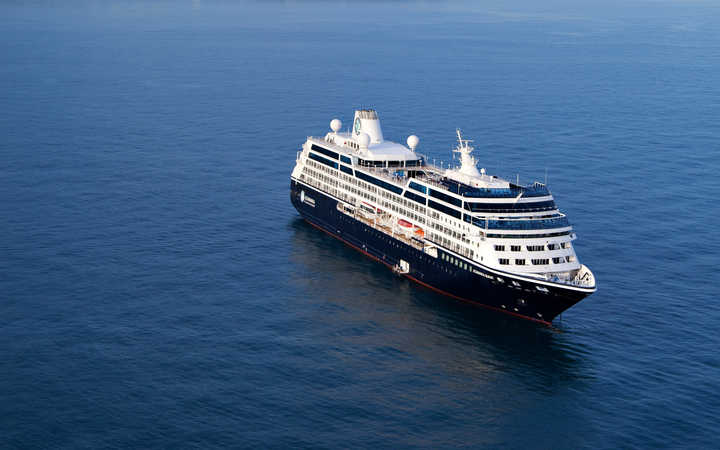 Bateau Azamara Quest