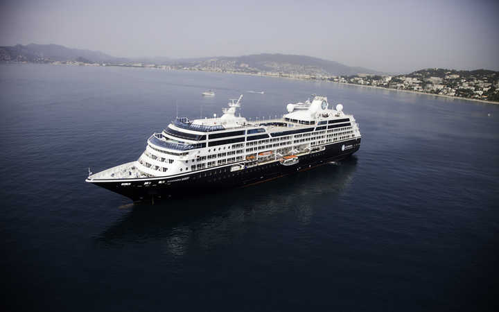 Bateau Azamara Quest