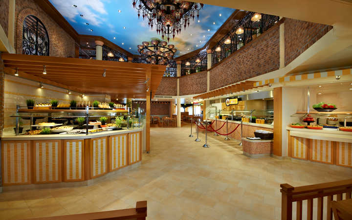 Bateau Carnival Breeze