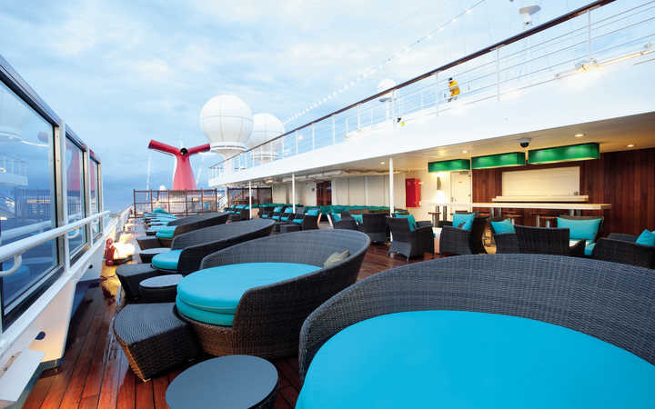 Bateau Carnival Freedom
