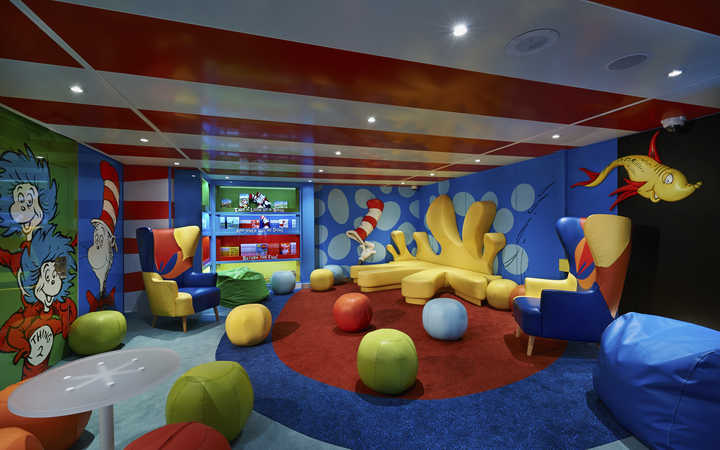 Bateau Carnival Freedom
