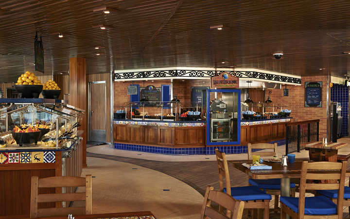 Bateau Carnival Freedom