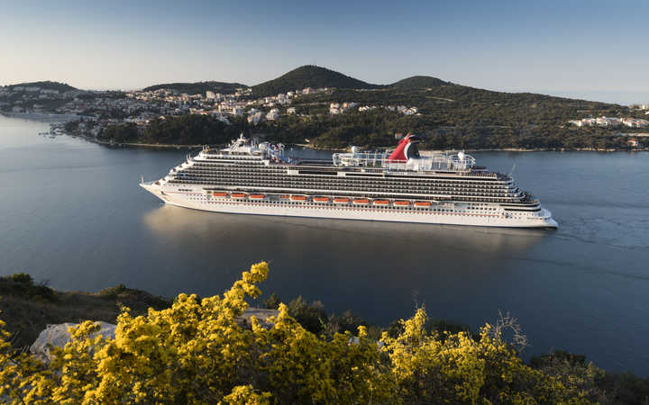 Carnival Horizon