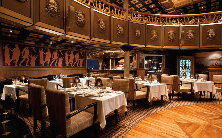 Bateau Carnival Legend