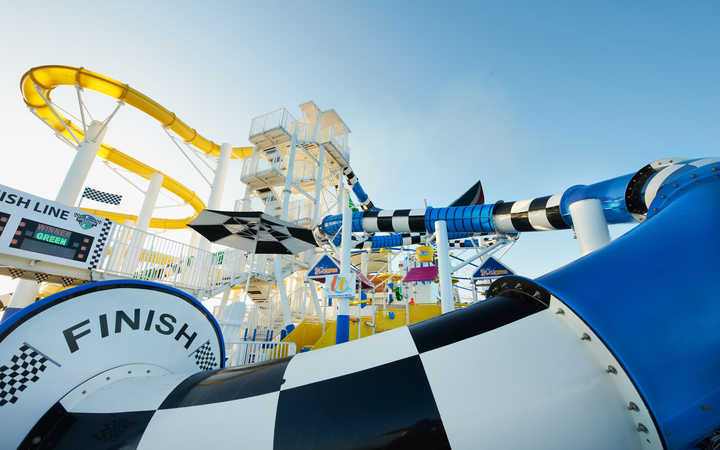 Bateau Carnival Sunshine