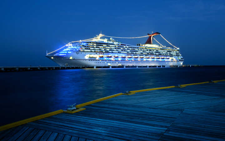 Bateau Carnival Sunshine