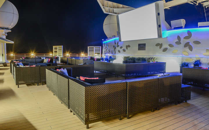 Bateau Celebrity Constellation