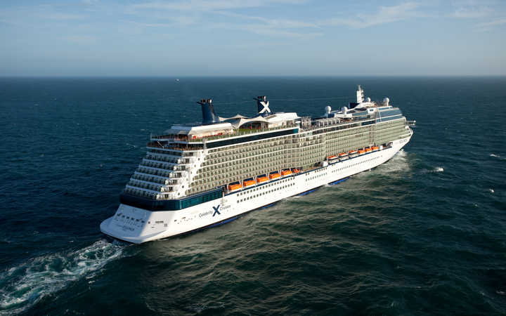 Bateau Celebrity Equinox