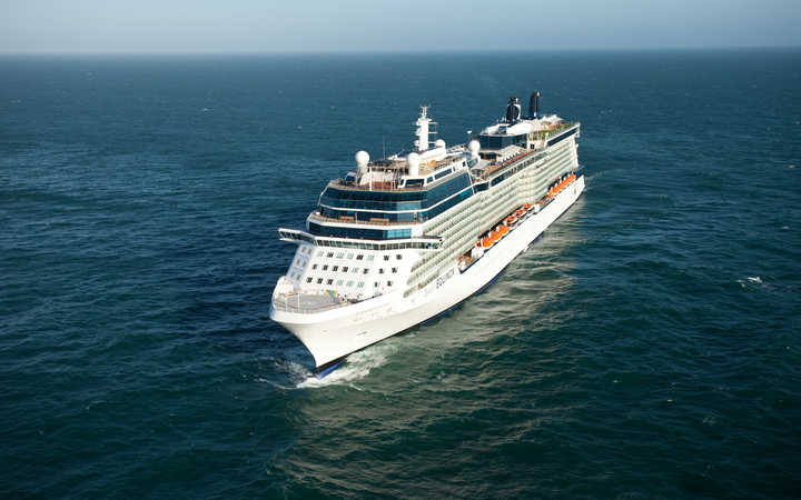 Bateau Celebrity Equinox