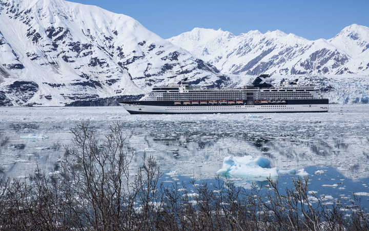 Bateau Celebrity Millennium