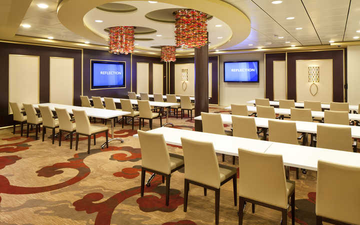 Bateau Celebrity Reflection