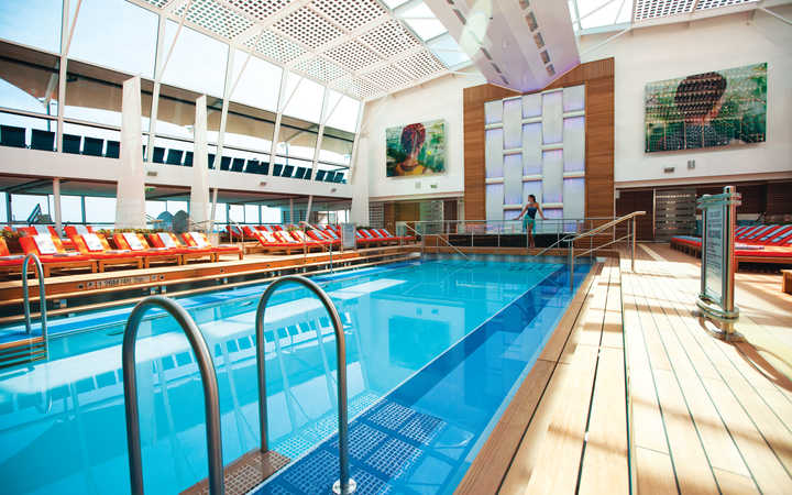 Bateau Celebrity Silhouette