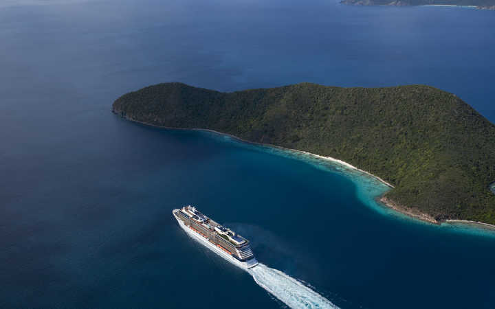 Bateau Celebrity Solstice