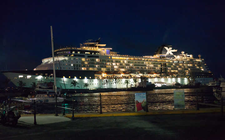 Bateau Celebrity Summit
