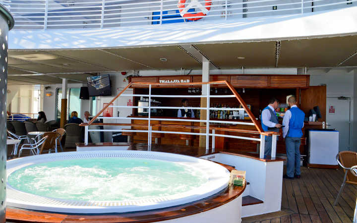Bateau Celestyal Crystal