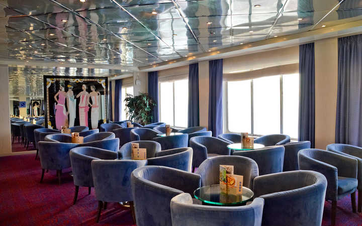 Bateau Celestyal Crystal