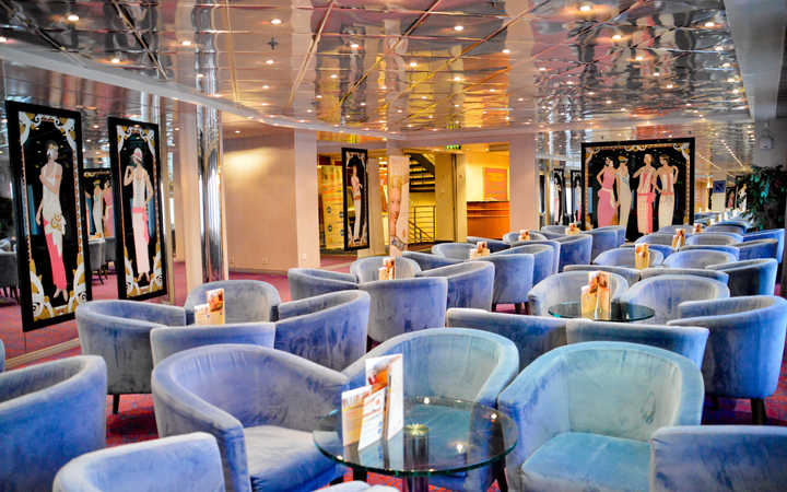 Bateau Celestyal Crystal