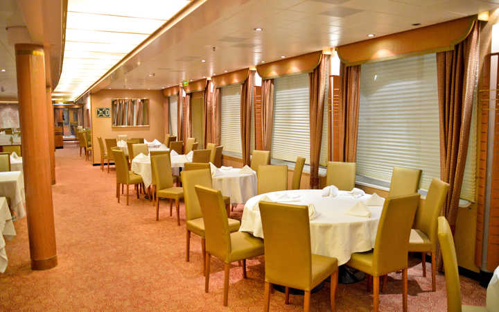 Bateau Celestyal Crystal