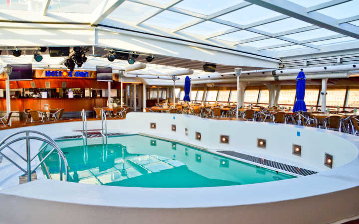 Bateau Celestyal Crystal