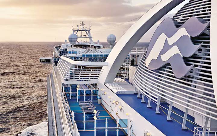 Bateau Emerald Princess