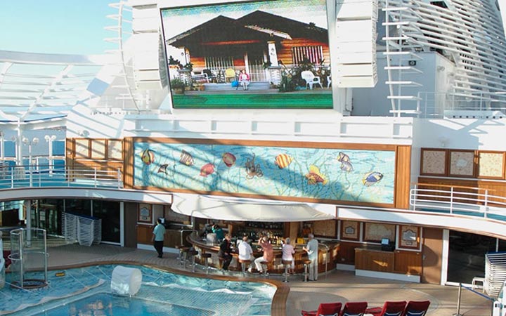 Bateau Emerald Princess