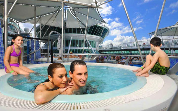 Bateau Explorer of the Seas
