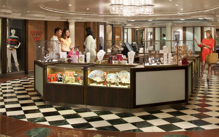 Bateau Grandeur of the Seas