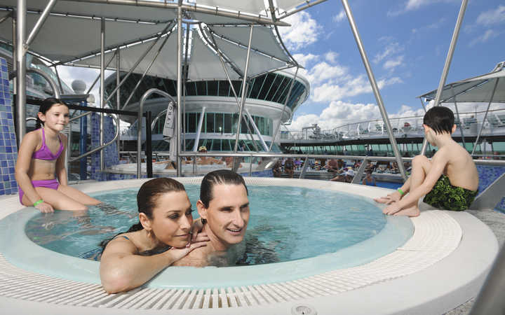 Bateau Grandeur of the Seas