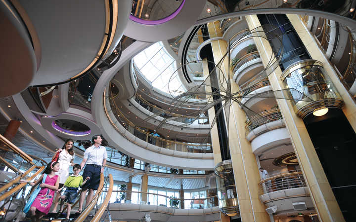 Bateau Grandeur of the Seas