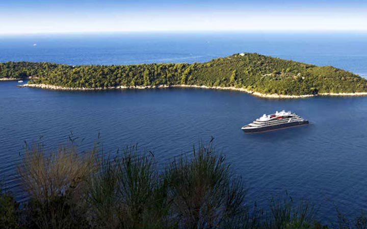 Bateau Le Dumont d'Urville
