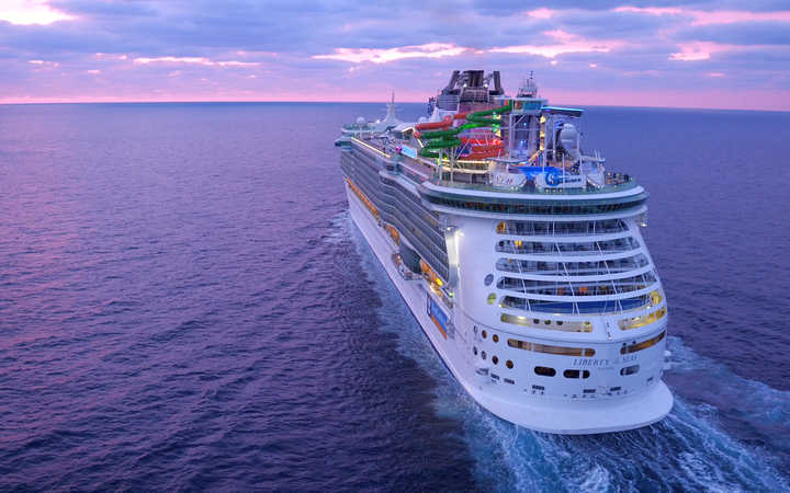 Bateau Liberty of the Seas