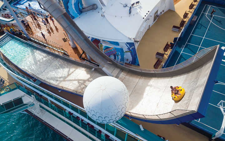 Bateau Liberty of the Seas