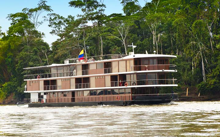 M/V Manatee Amazone Explorer
