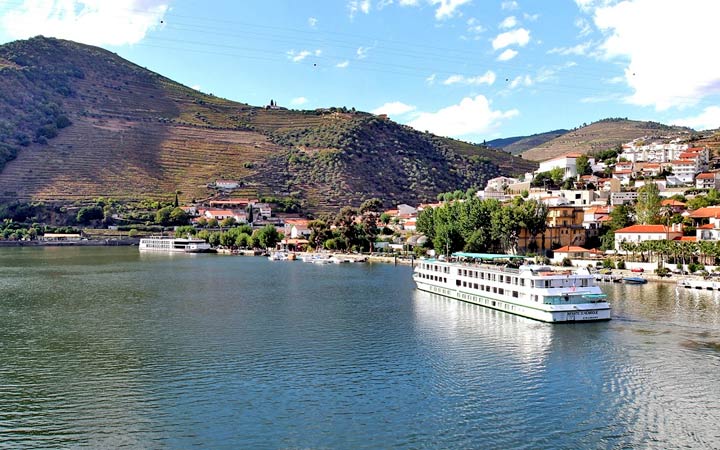 Bateau MS Infante don Henrique (ou similaire)