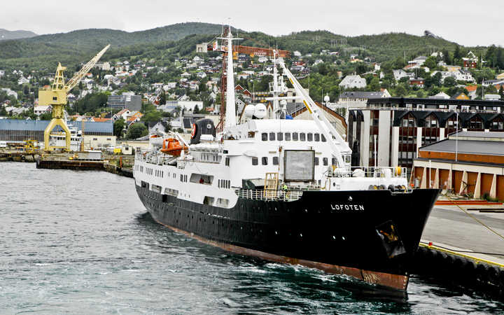MS Lofoten