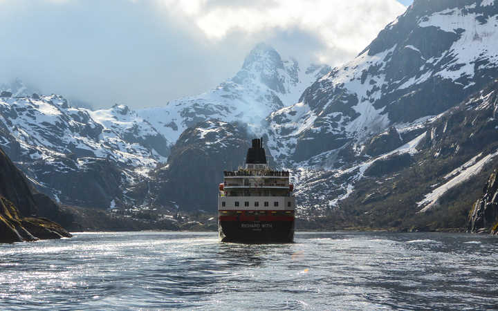 Bateau MS Richard With