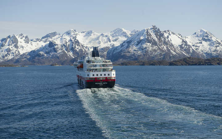 Bateau MS Richard With