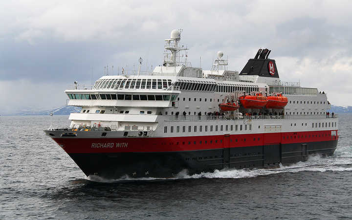 Bateau MS Richard With