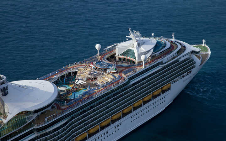 Bateau Navigator of the Seas