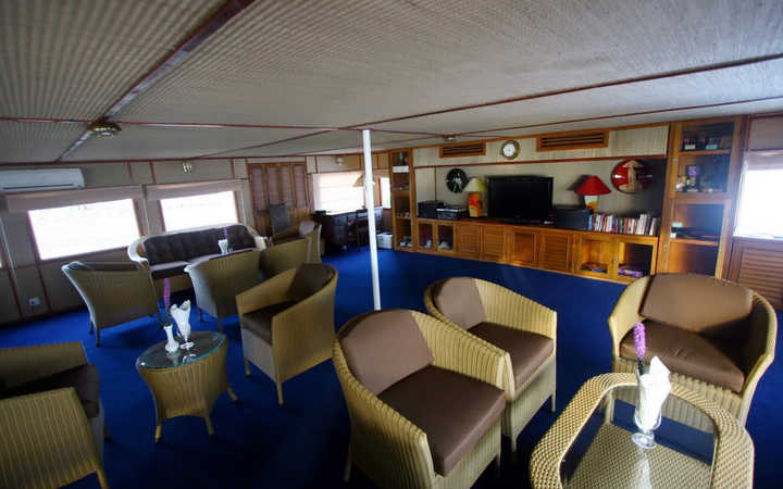 Bateau R/V Indochine (ou similaire)