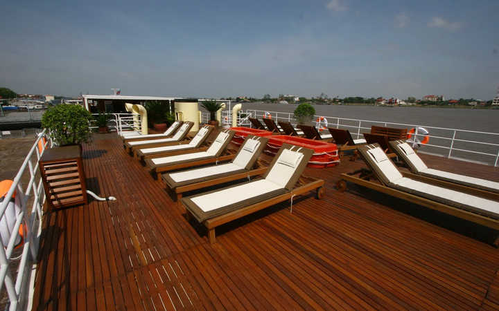 Bateau R/V Indochine (ou similaire)