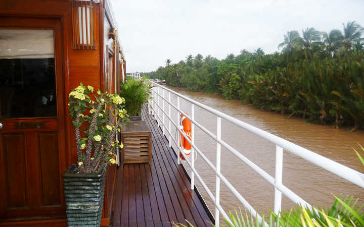 Bateau R/V Indochine (ou similaire)