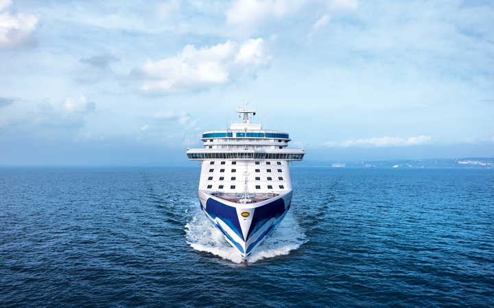 Bateau Regal Princess