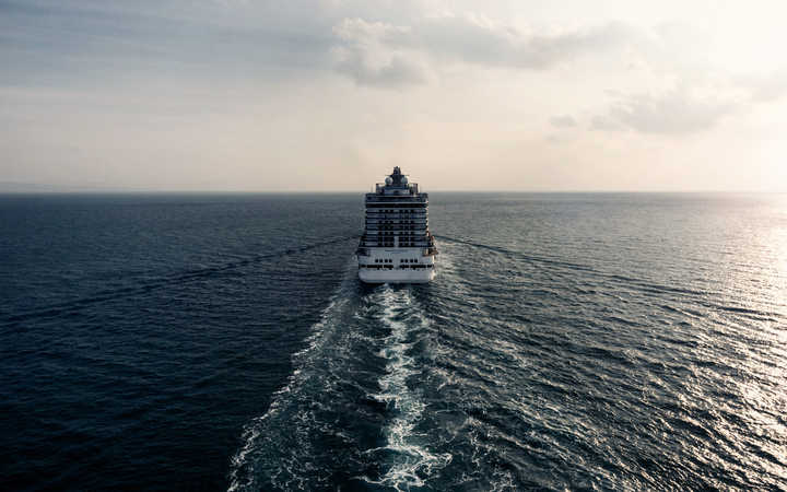 Bateau Regal Princess