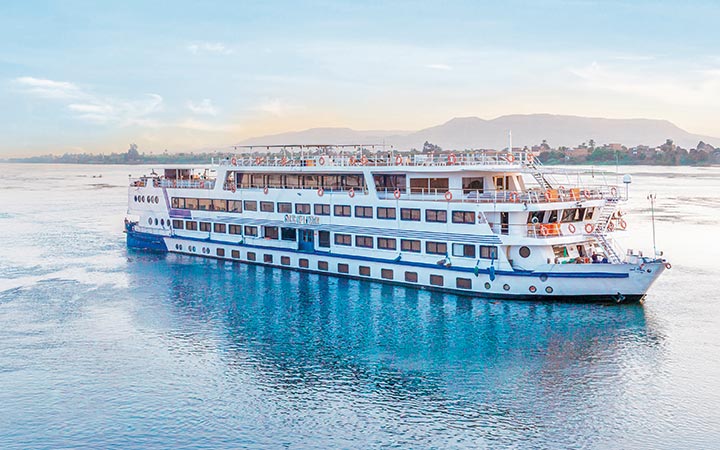 RV Star of Luxor (ou similaire)